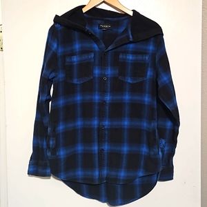 Pacsun hooded flannel sz M